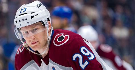 Регулярный сезон 2025/26 НХЛ. Небольшие итоги играх, «Колорадо», сезон, «минус, «плюс, очков, набрал, чемпионата, выиграл, Никита, «Эдмонтона», лучшим, сезоне, самым, матчах, «Ванкувер», «Монреаля», место, занял, полезности