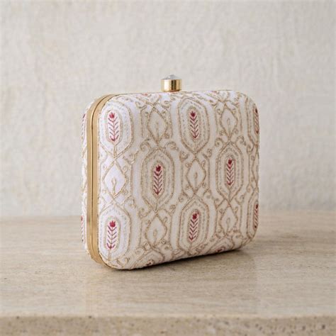 Artklim Elegant Ivory Embroidered Box Clutch