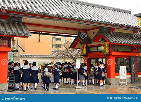 Shitennoji Junior and Senior High School Facade in Osaka, Japan ...