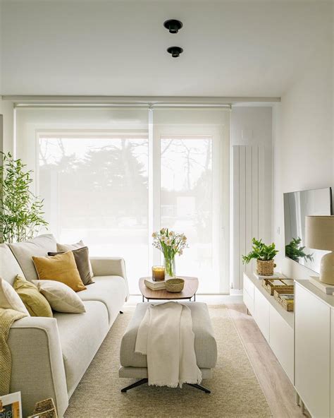 How to Choose Rugs for Light Wood Floors