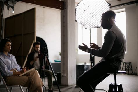 Backstage Interview Shot 的图像结果