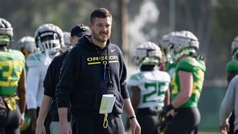 Composite Two-Star Recruits: DL Tomuhini Topui trending USC after Oregon decommitment, Bruin legacy
