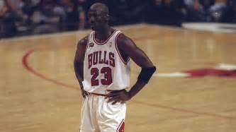 Michael Jordan's final game-worn Bulls jersey sets record at auction ...