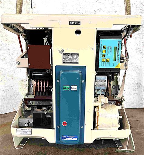 3000 AMP, 250 VOLT, GENERAL ELECTRIC, AK-2-75-3, ZERO HERTZ TRIP, DC ...