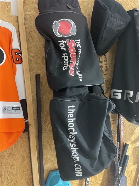 Hockey Gear 的图像结果