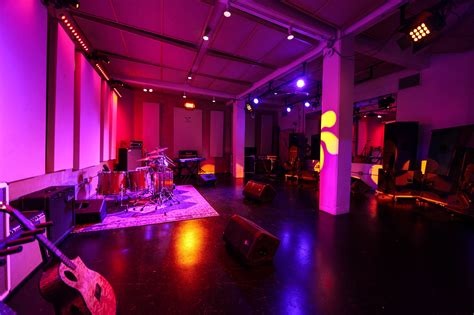 Stage Studio 1 – SMASH STUDIOS