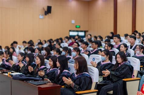 我校2023年自考本科毕业典礼圆满举行-滁州城市职业院继续教育学院