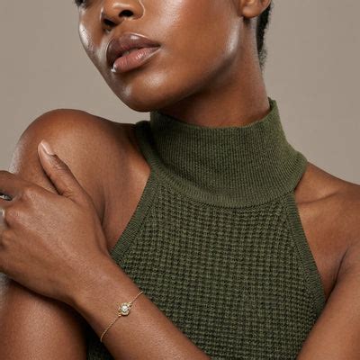 Shop 9KT Gold Bracelets Online & In-Store – PALMONAS