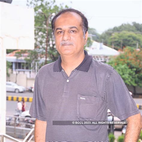 Vipul Kothari during a felicitation ceremony of Dr Lokendra Singh by ...