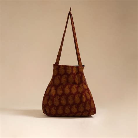 Maroon Handcrafted Fabric Jhola Bag