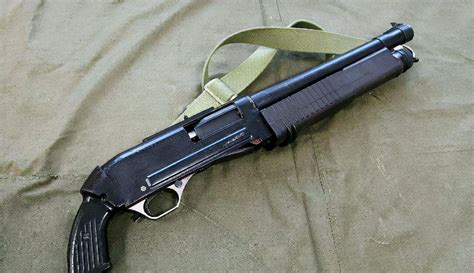 Rusija znova proizvaja revolverske šibrovke - Russia Beyond Slovenija