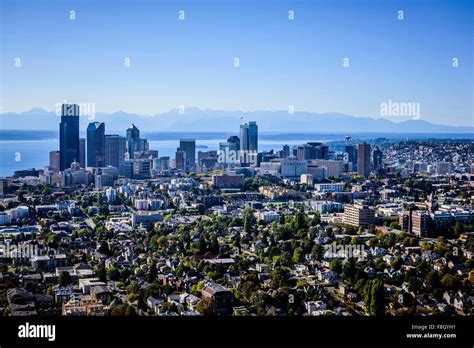 Seattle Aerial View 的图像结果