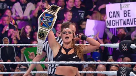 Ronda Rousey Wins Smackdown Women's Title At WWE Extreme Rules | 411MANIA