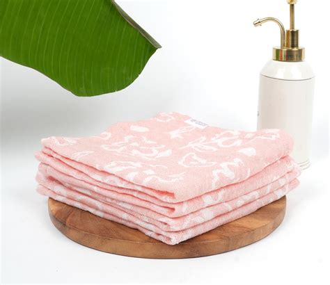 Doctor Towels World's First Banana Floral Face Towel Set of 4 ...