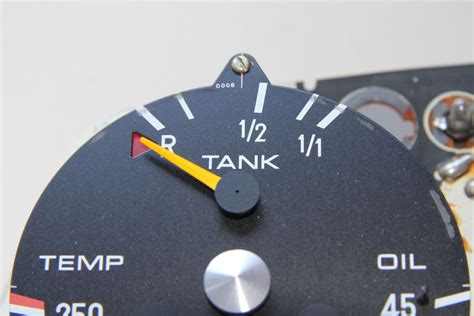 Fuel Gauge Problems 的图像结果