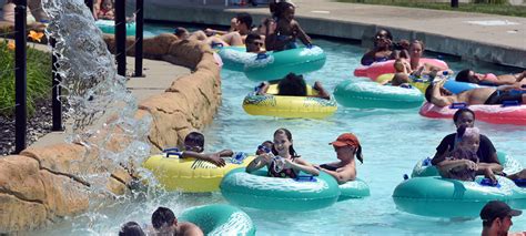 Red Oaks Waterpark | Oakland County, MI