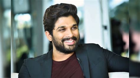 Allu Arjun HBD: ರಾಮ್ ಚರಣ್ ಗೆ ಅಲ್ಲು ಅರ್ಜುನ್ ಹೇಗೆ ಸಂಬಂಧಿ ಗೊತ್ತಾ? ಯಾರ ಮೂಲಕ ...