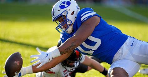 BYU football: AJ Vongphachanh happy he transferred from USU to BYU ...