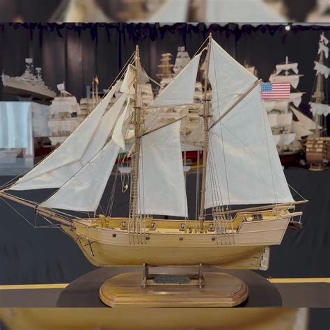The Schooner Albatros | Wooden Ship Model - OcCre