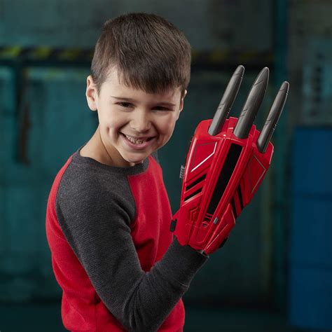 Power Rangers Beast Morphers Electronic Cheetah Claw, Power Rangers Red ...