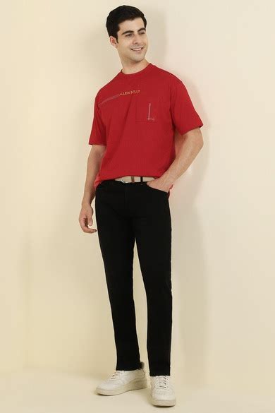 Buy Men Red Patterned Crew Neck T-shirt Online - 39944050 | Allen Solly