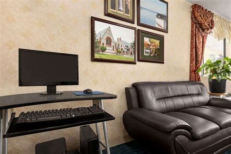 DAYS INN BY WYNDHAM AUBURN/FINGER LAKES REGION (NY) - Motel Reviews ...