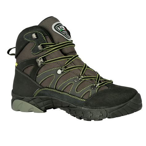 best waterproof trekking shoes online