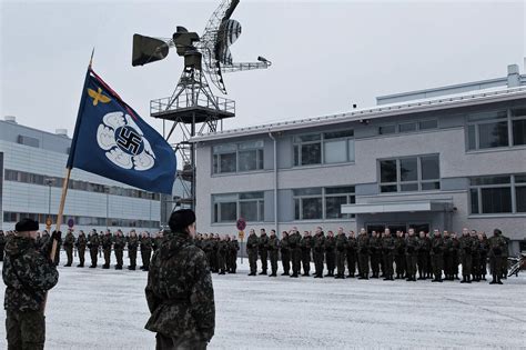 Свастика — древний индуистский символ удачи