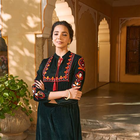 Buy Emerald Green Velvet A-Line Embroidered Kurta | Rustorange