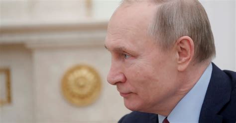 Top Russian Bloggers Said The Kremlin Bribed Them. Then One Confessed ...