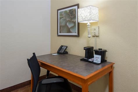 La Quinta East Deerfield Beach - Boca Raton | Deerfield Beach, FL Hotels