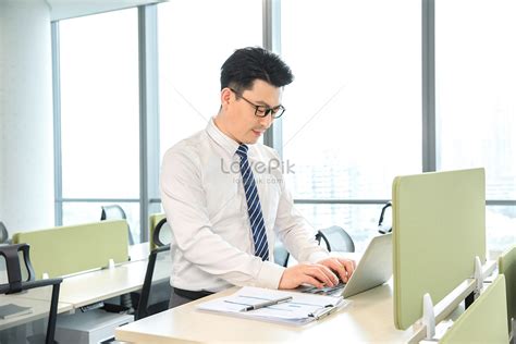 Business People Worker Pic 的图像结果