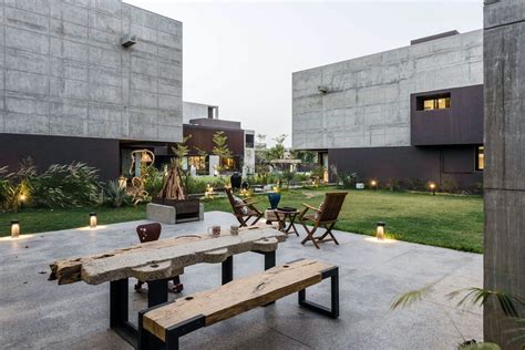 This never-too-hot bungalow in Ahmedabad is a summer sanctuary ...