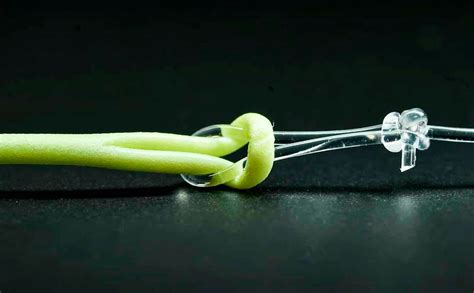 How to Install Fly Line Eyelets 的图像结果