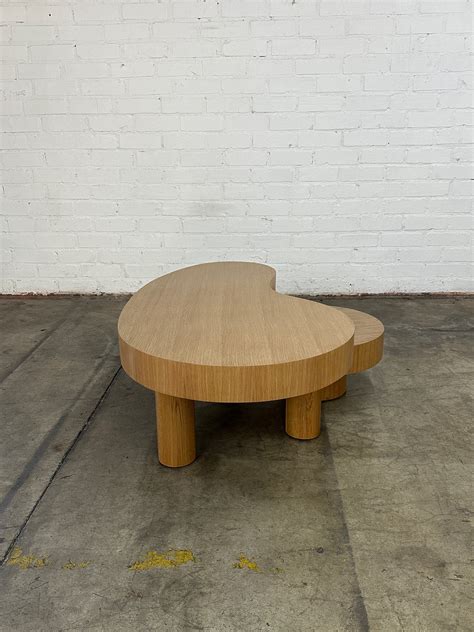 Free form wavy coffee table — VINTAGE ON POINT