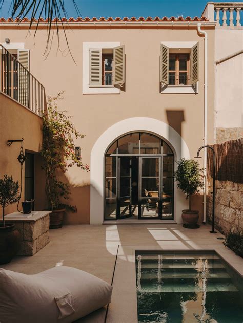 Inside a 130-year-old Mallorcan house with refined Mediterranean luxury ...