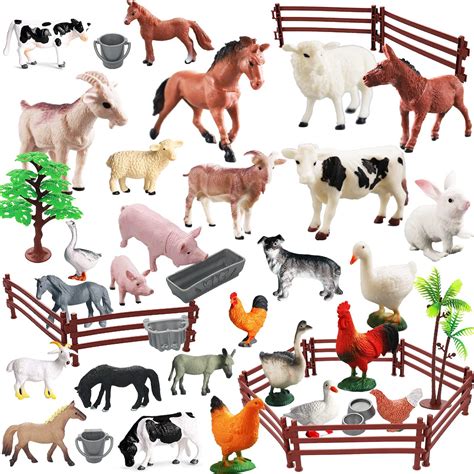 Realistic Farm Animal Figures Toys, 44 Pcs Plastic Farm Figurines ...