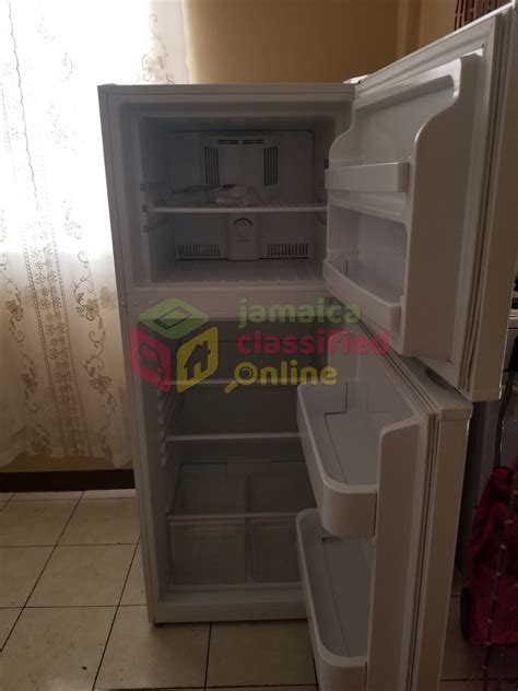 For Sale: A Mastertech 11.5 Cubic Ft. Refrigerator - Independence City