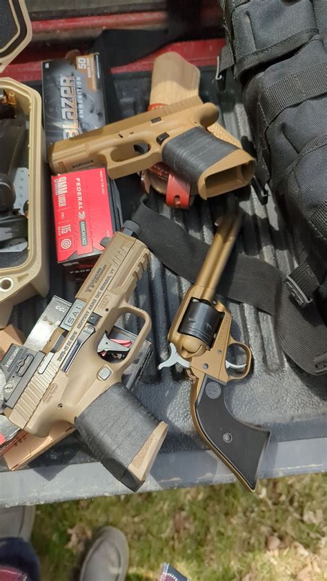 I've got a thing for peanut butter guns. : r/canik