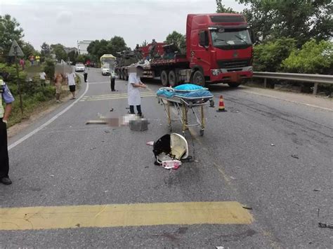 吉安长塘镇发生惨烈车祸致一人当场死亡两人重伤-搜狐