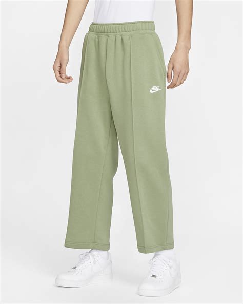Nike Club Fleece Men's Cropped Trousers. Nike IN