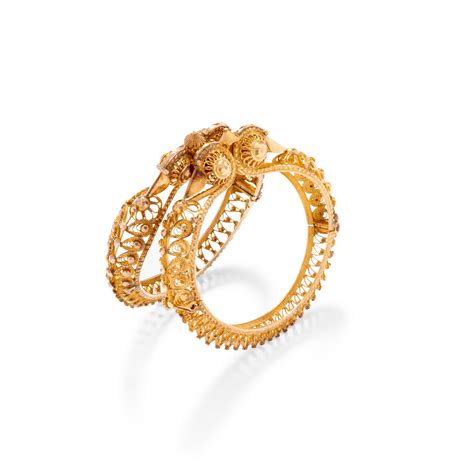 Lot - PAIR OF 20CT GOLD BRACELETS (KADA), CALCUTTA, EAST INDIA, 19TH ...