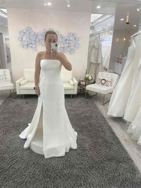 Oxford Street Marigold New Wedding Dress - Stillwhite