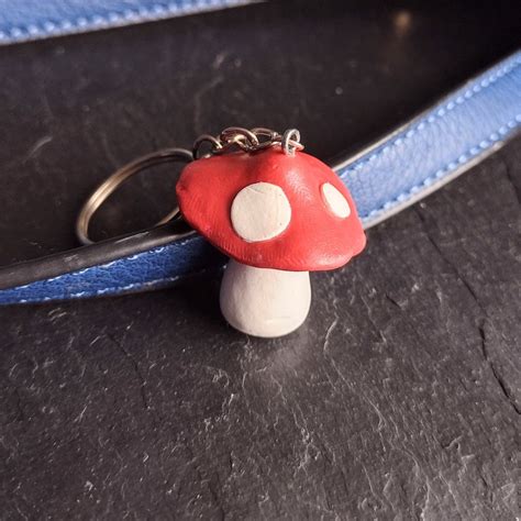 Handmade Keychains 的图像结果