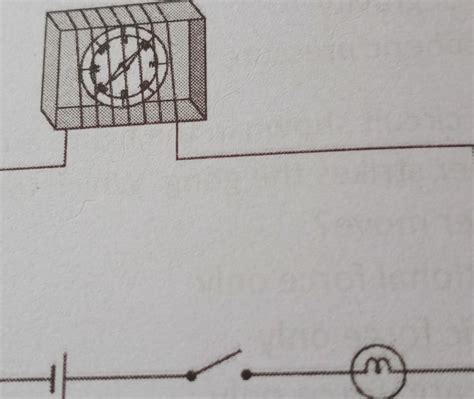 when the key (switch) in the adjoining circuit diagram is closed the ...