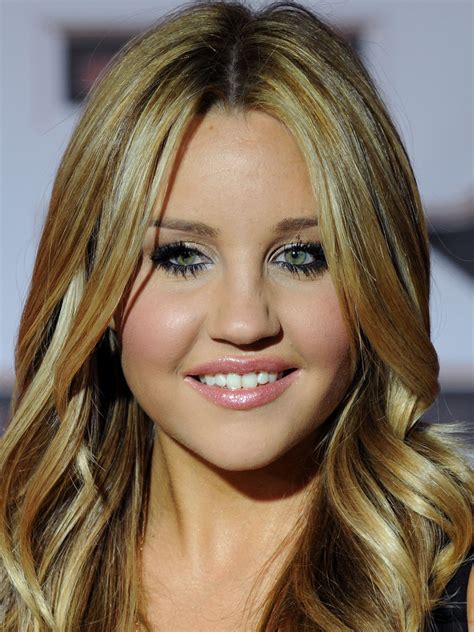 Amanda Bynes - Actress, Fashion Designer, Singer
