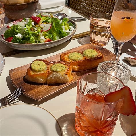 Leo's Oyster Bar | Downtown San Francisco