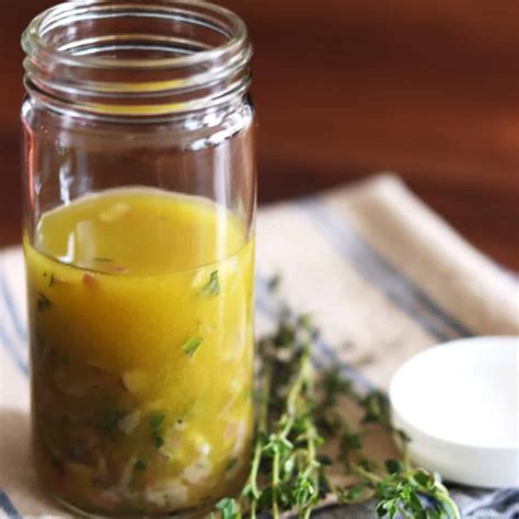 Small Batch Niçoise Salad Dressing (Classic French Vinaigrette) - One ...