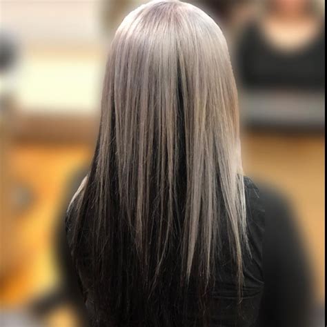 Black Hair With Blonde Highlights At The Bottom