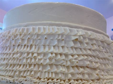 Buttercream Ruffle Tutorial 的图像结果